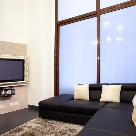 Apbcn Center 아파트 *